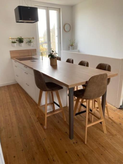 Maison De Ville Avec Terrasse Lion-sur-Mer Buitenkant foto