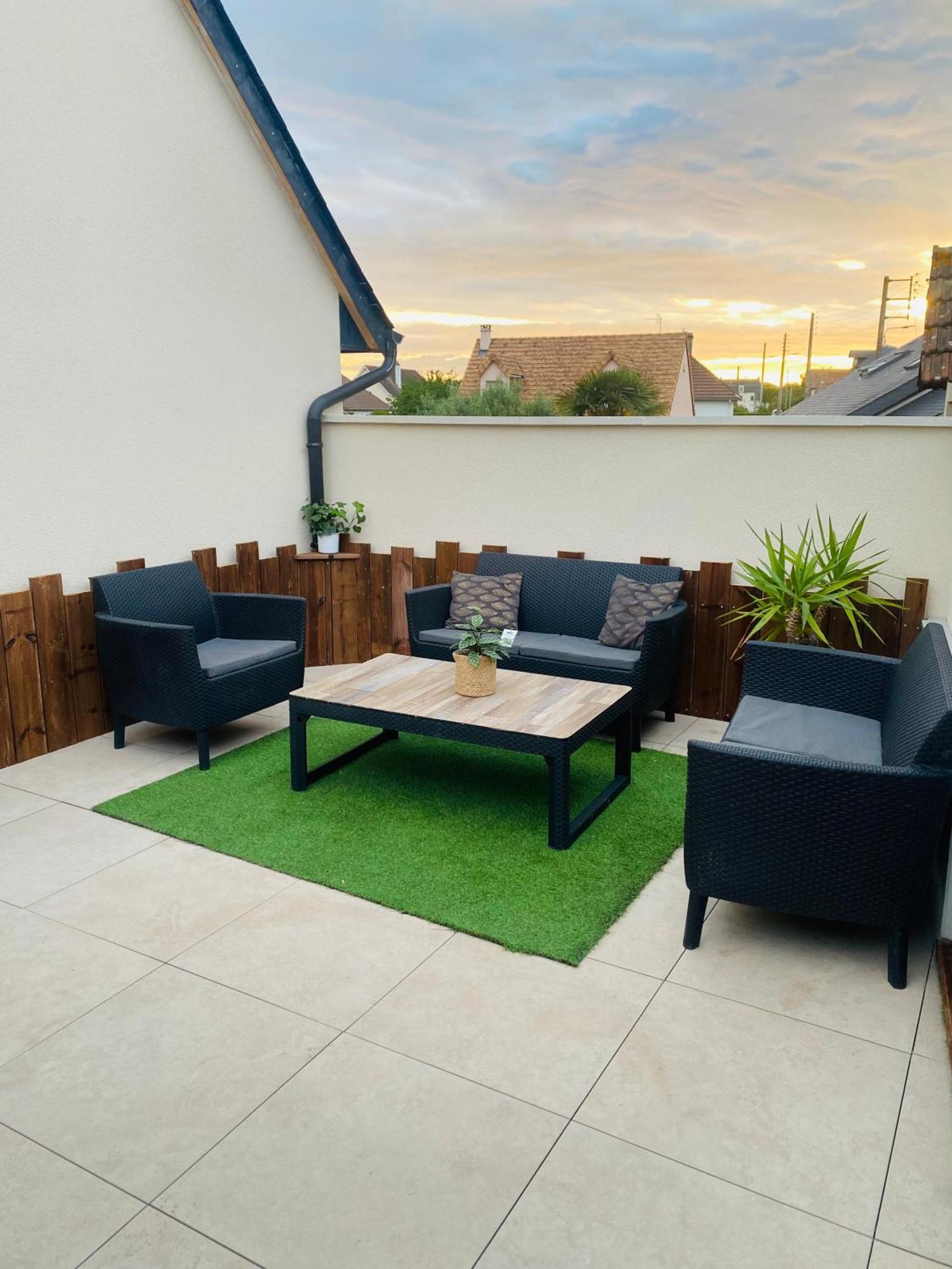 Maison De Ville Avec Terrasse Lion-sur-Mer Buitenkant foto